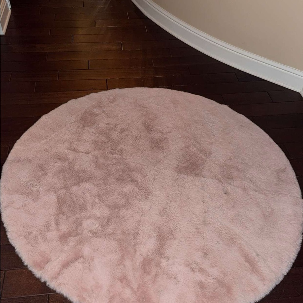 Amazon Soft Pink Round Bath Mat